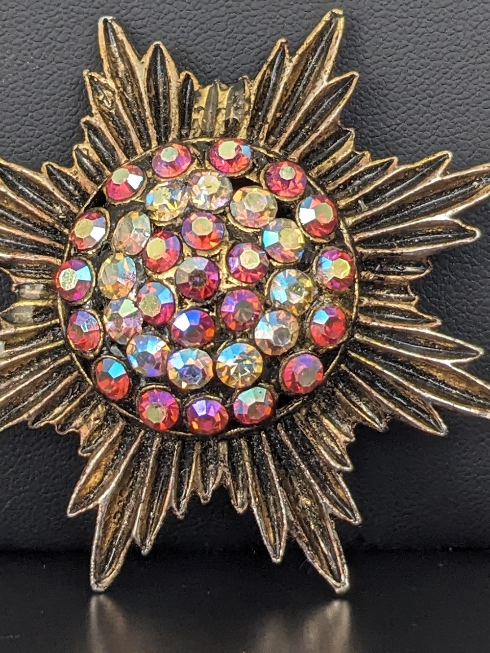Large Vintage Starburst Metal Rhinestone Brooch - Multicolor.